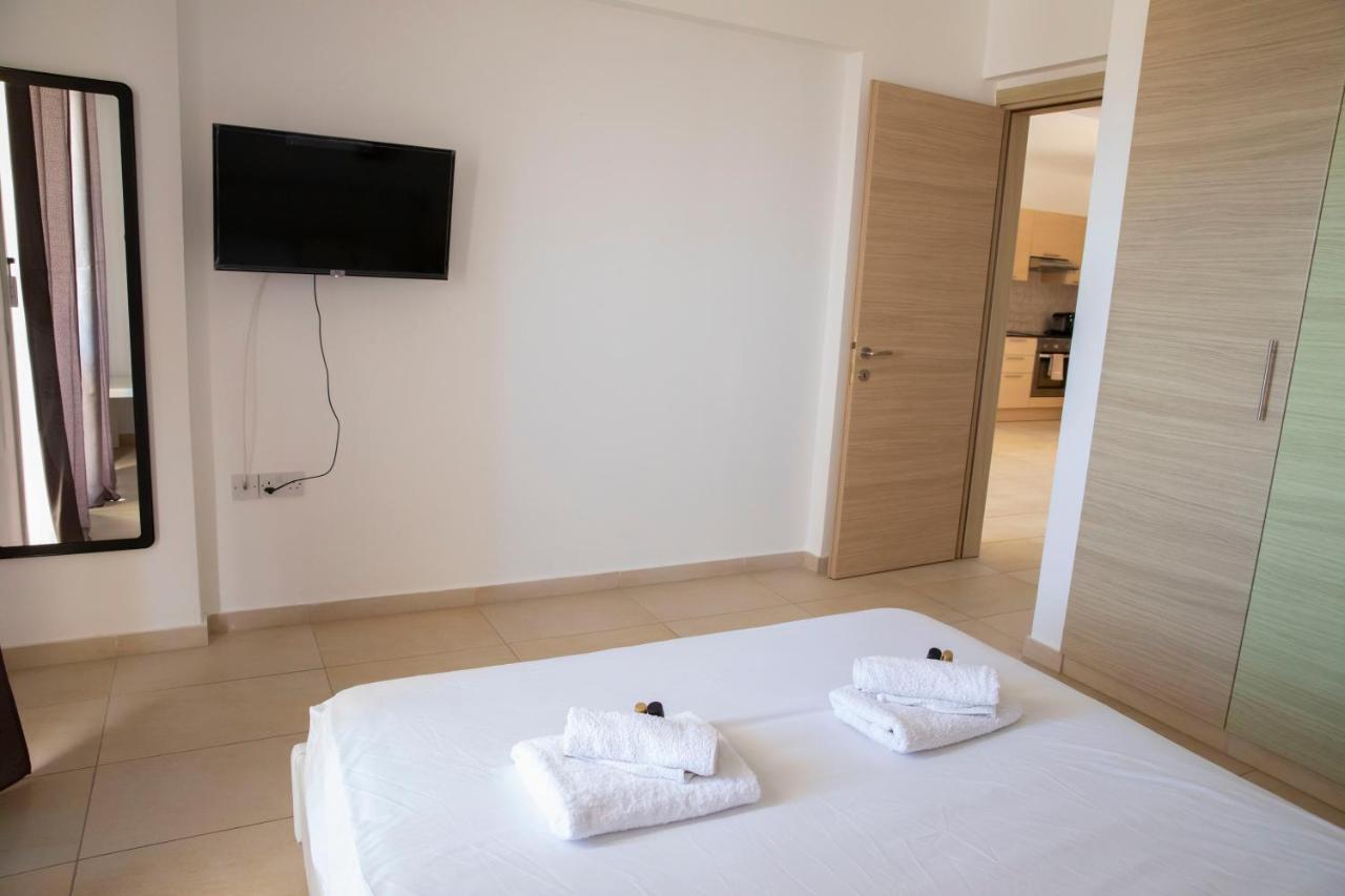 Apartament Marcelia Napa Suites *